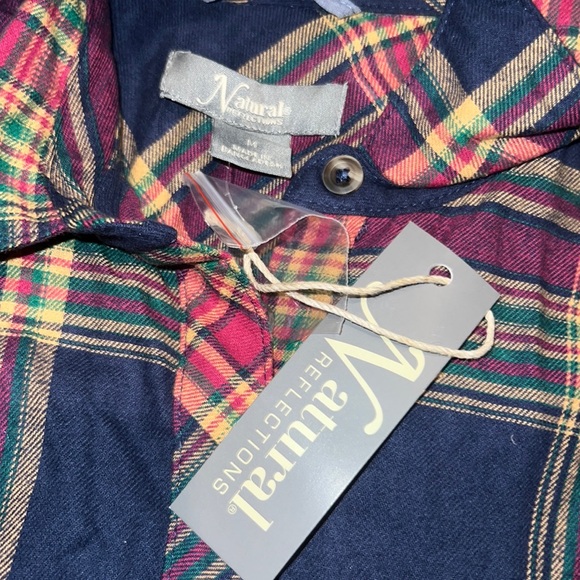 Flannel NWT, pack of 3 - Picture 2 of 2